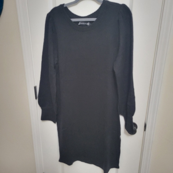 Black Button-Back Cable Sweater Dress - Picture 2 of 13